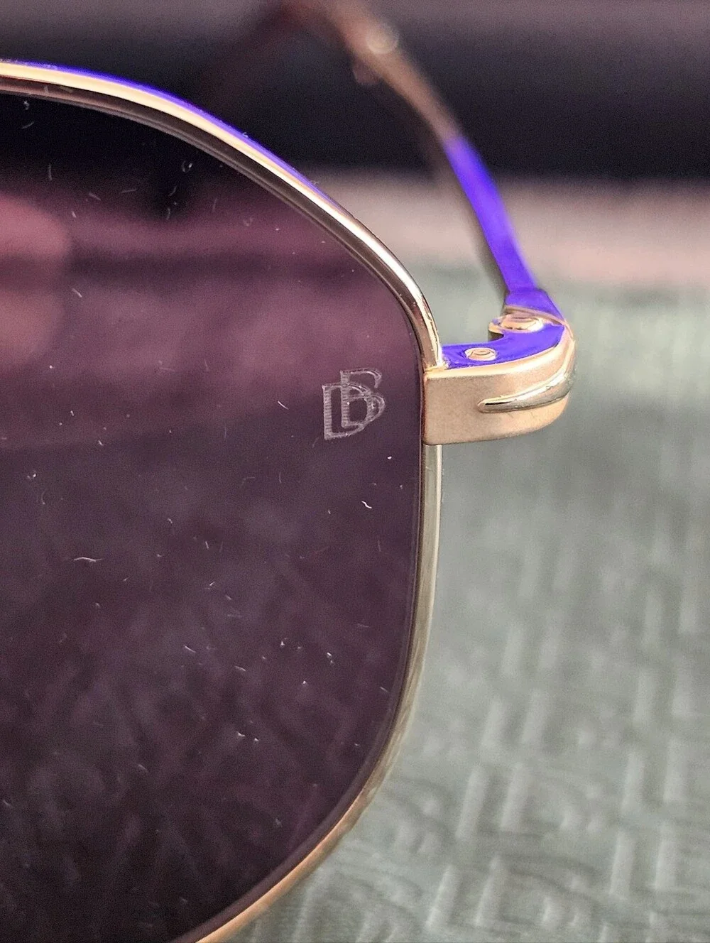 David Beckham Men's Aviator Sunglasses in Gold with Black Lenses